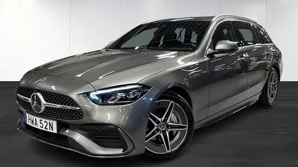 Svart Begagnad 2024 Mercedes C200 AMG line Kombi | 409 900 kr (Bra pris)