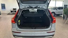 Grå Begagnad 2024 Volvo V60 CC Plus Kombi | 469 900 kr (Bra pris)