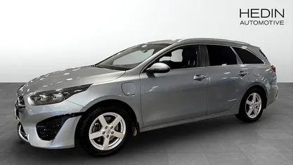 Begagnad Kia Ceed Sportswagon Advance 105 HK (77 kW) 2022 Kombi