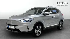 Grå (grey) Begagnad 2022 MG ZS Sedan | 249 900 kr (Marknadspris)