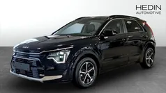 Svart (black) Ny 2025 Kia Niro Advance SUV | 367 660 kr (Bra pris)