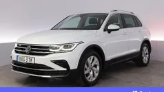 Vit Begagnad 2023 VW Tiguan Elegance SUV | 374 900 kr (Marknadspris)