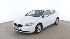 Vit Begagnad 2018 Volvo V40 Kinetic Kombi | 176 000 kr (Marknadspris)