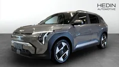 Grå Ny 2025 Kia EV3 Plus SUV | 490 430 kr (Marknadspris)