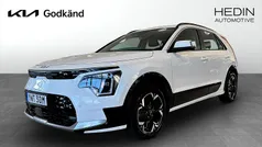 Vit (white) Begagnad 2022 Kia e-Niro SUV | 299 900 kr (Marknadspris)