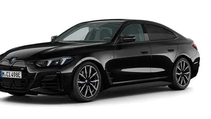 Svart (black sapphire metallic) Begagnad 2025 BMW i4 Comfort Edition Sedan | 678 700 kr (Marknadspris)