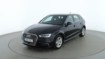 Svart Begagnad 2020 Audi A3 Sportback e-tron Halvkombi | 229 000 kr (Bra pris)