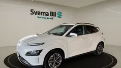 Vit Begagnad 2021 Hyundai Kona Essential SUV | 209 900 kr (Marknadspris)