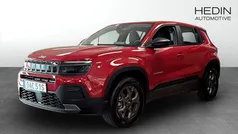 Röd (red) Ny 2025 Jeep Avenger Longitude SUV | 329 900 kr (Marknadspris)