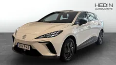 Vit (white) Begagnad 2023 MG MG4 EV Halvkombi | 249 900 kr (Marknadspris)