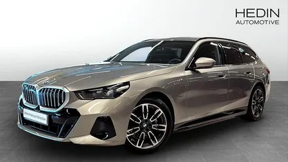 Begagnad BMW 530e Shadowline 299 HK (219 kW) 2025 Kombi