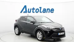 Svart Begagnad 2022 Toyota C-HR Active SUV | 269 900 kr (Marknadspris)