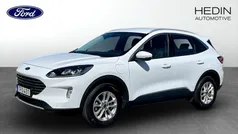 Vit (white) Begagnad 2022 Ford Kuga Titanium SUV | 249 900 kr (Bra pris)