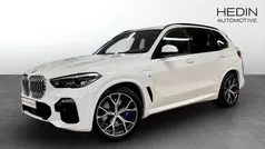 Vit (white) Begagnad 2019 BMW X5 M Sport SUV | 584 700 kr (Marknadspris)