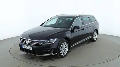 Svart Begagnad 2017 VW Passat GTE Kombi | 156 000 kr (Marknadspris)