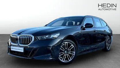 Begagnad 2024 BMW 530e Shadowline Kombi | 628 700 kr (Marknadspris)