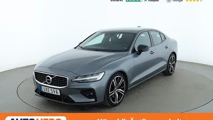 Grå Begagnad 2019 Volvo S60 R-Design Sedan | 278 000 kr (Marknadspris)