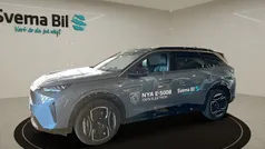 Peugeot e-5008