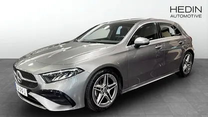 Svart Begagnad 2024 Mercedes A200 AMG Kombi | 389 900 kr