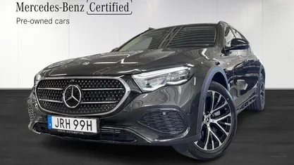 Begagnad Mercedes E300 Night 313 HK (230 kW) 2025 Grå (grey) Kombi