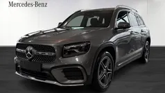 Mercedes GLB220