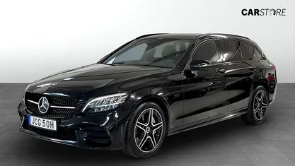 Begagnad Mercedes C300e AMG 306 HK (225 kW) 2021 Svart Kombi