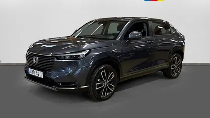 Modern steel metallic Begagnad 2023 Honda HR-V Elegance SUV | 299 500 kr (Marknadspris)