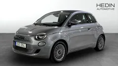 Svart Begagnad 2022 Fiat 500e Icon Halvkombi | 199 900 kr (Marknadspris)