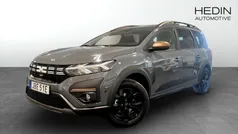 Grå (grey) Ny 2025 Dacia Jogger Extreme Kombi | 346 400 kr (Marknadspris)