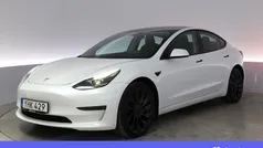 Vit Begagnad 2023 Tesla Model 3 Performance Sedan | 367 900 kr (Superpris)