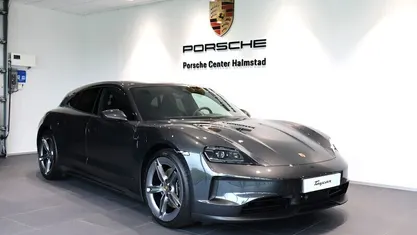 Begagnad Porsche Taycan Sport Turismo 320 kW (436 HK) 2025 Grå Sedan