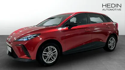 Röd Begagnad 2023 MG MG4 EV Halvkombi | 244 900 kr (Marknadspris)