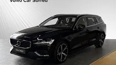 Begagnad 2022 Volvo V60 Core Kombi | 389 900 kr (Marknadspris)