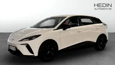 Vit (white) Begagnad 2023 MG MG4 EV Halvkombi | 259 900 kr (Marknadspris)