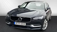 Grå Begagnad 2019 Volvo V90 Momentum Kombi | 244 000 kr (Marknadspris)