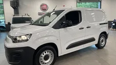 Vit Begagnad 2023 Fiat e-Doblò Minibuss | 424 900 kr