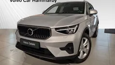 Silver Begagnad 2023 Volvo XC40 Core SUV | 339 900 kr (Bra pris)