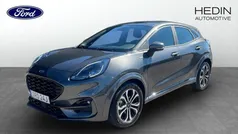 Grå (grey) Begagnad 2024 Ford Puma ST-Line SUV | 249 900 kr (Marknadspris)