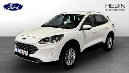 Vit Begagnad 2022 Ford Kuga Titanium SUV | 244 900 kr (Marknadspris)