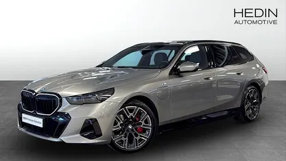 Begagnad BMW 550e Comfort Edition 489 HK (359 kW) 2025 Kombi