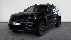 Svart Begagnad 2018 Jeep Grand Cherokee SUV | 369 900 kr (Dyr)