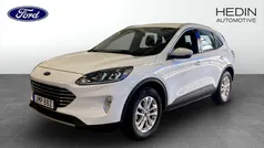 Vit (white) Begagnad 2022 Ford Kuga Titanium SUV | 259 900 kr (Marknadspris)