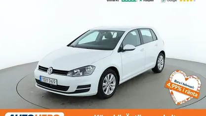 Vit Begagnad 2016 VW Golf VII Halvkombi | 117 000 kr (Marknadspris)