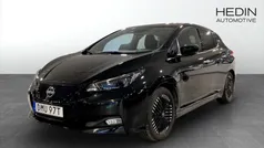 Svart (black) Begagnad 2023 Nissan Leaf N-Connecta Halvkombi | 209 900 kr (Marknadspris)