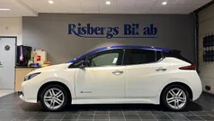 Vit Begagnad 2020 Nissan Leaf Tekna Halvkombi | 154 900 kr (Marknadspris)