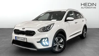 Vit (white) Begagnad 2021 Kia Niro Advance SUV | 239 900 kr (Bra pris)