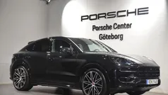 Svart (black) Begagnad 2025 Porsche Cayenne SUV | 1 399 000 kr (Marknadspris)