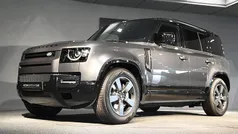 Grå (grey) Ny 2025 Land Rover Defender SE Dynamic SUV | 1 245 400 kr (Marknadspris)