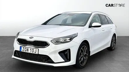 Vit Begagnad 2019 Kia Ceed Sportswagon GT-Line Kombi | 189 900 kr (Marknadspris)