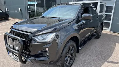Begagnad Isuzu D-Max 2023 Svart Pickup